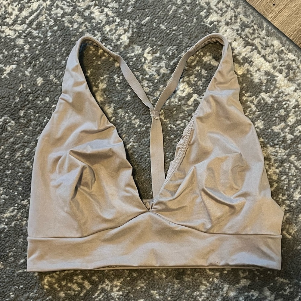 VICTORIA’S SECRET - Unlined Plunge racerback bralette